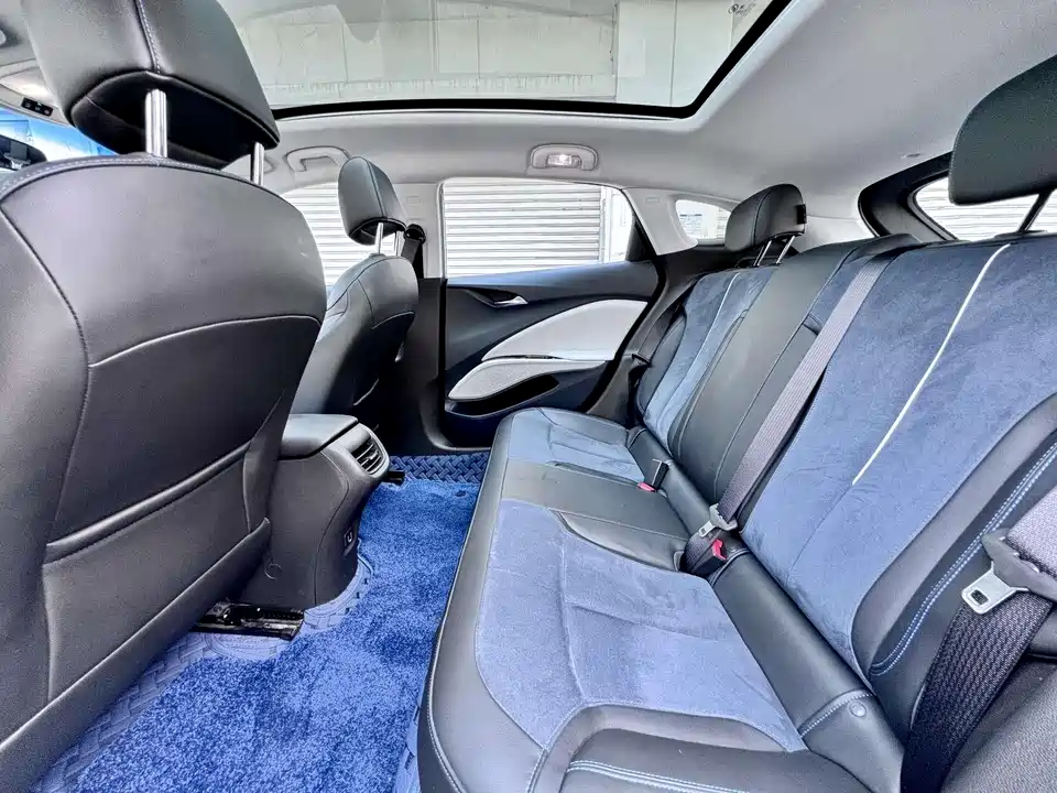 Buick Slightly blue 6