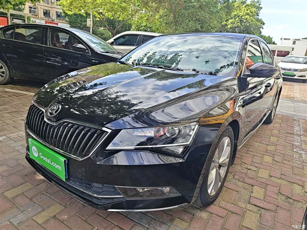 Skoda Superb, 2016 2