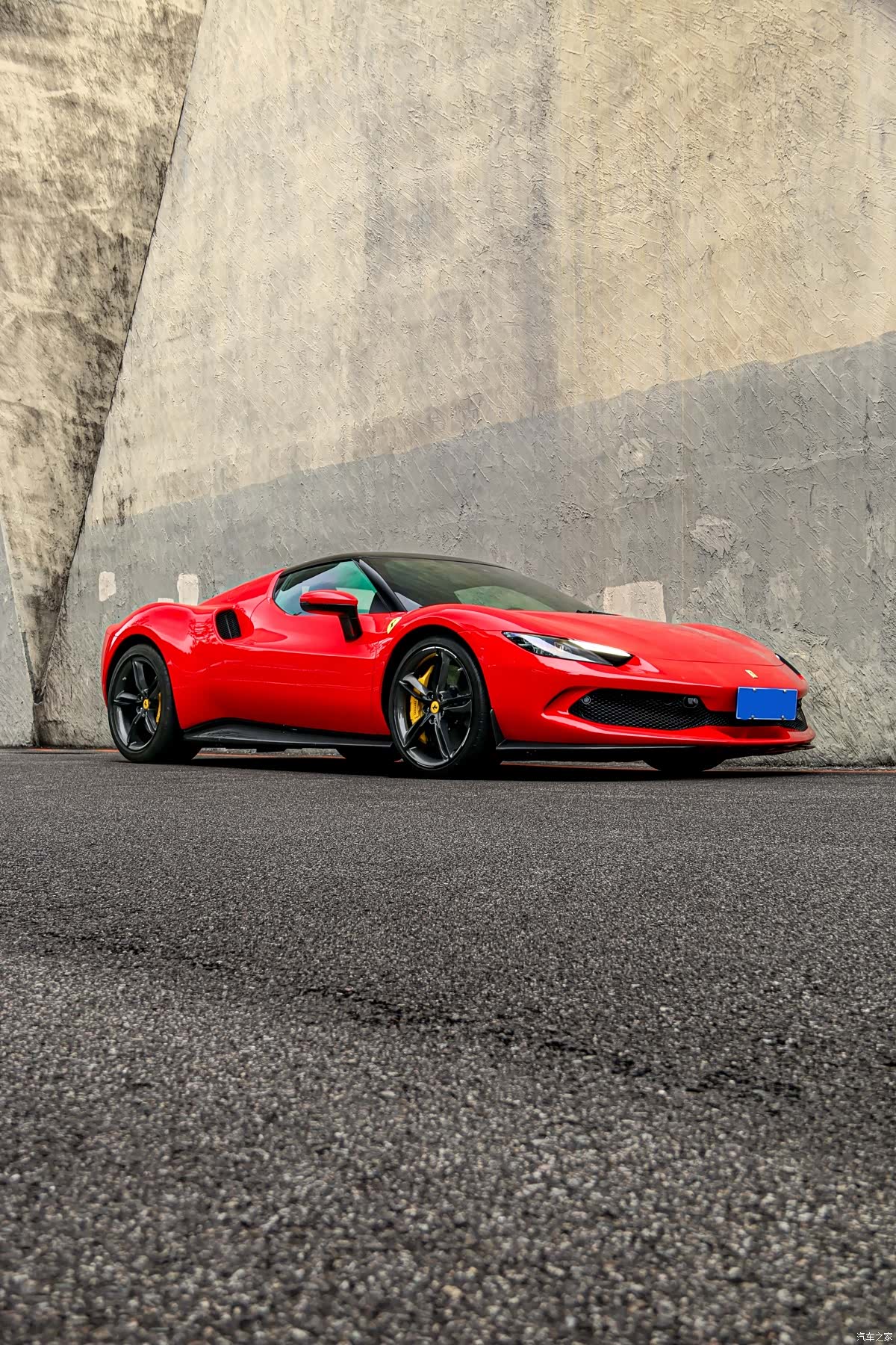 Ferrari 296, 2024 3