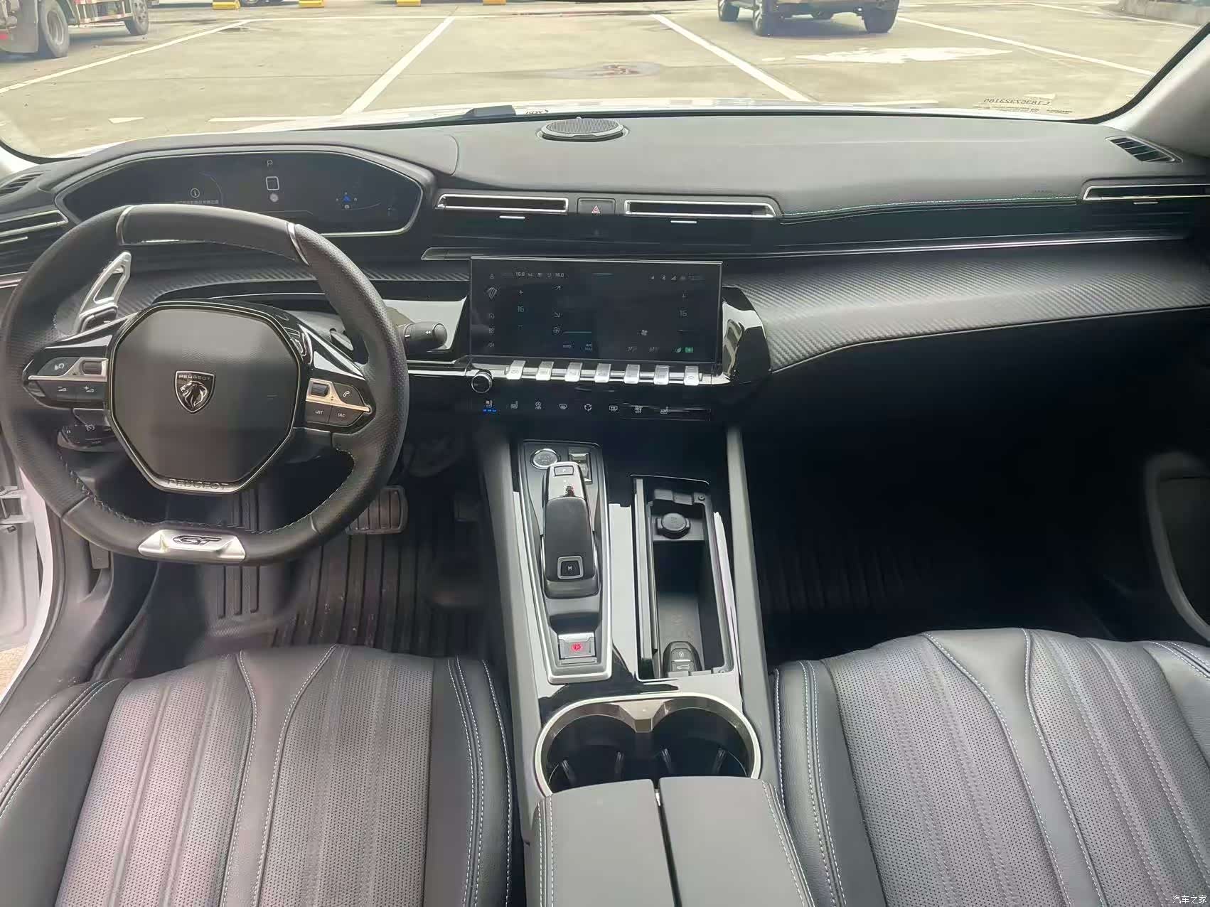 Peugeot 508L, 2025 все фото