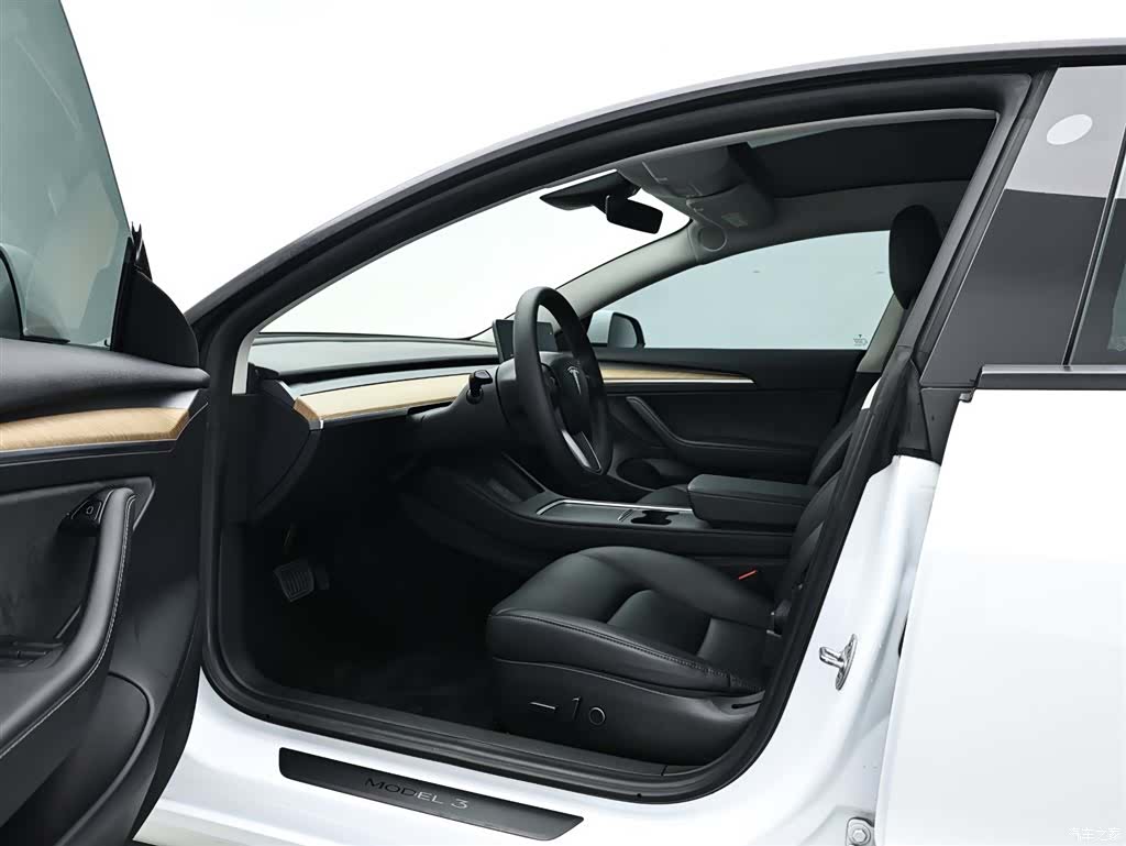 Tesla Model 3, 2021 11