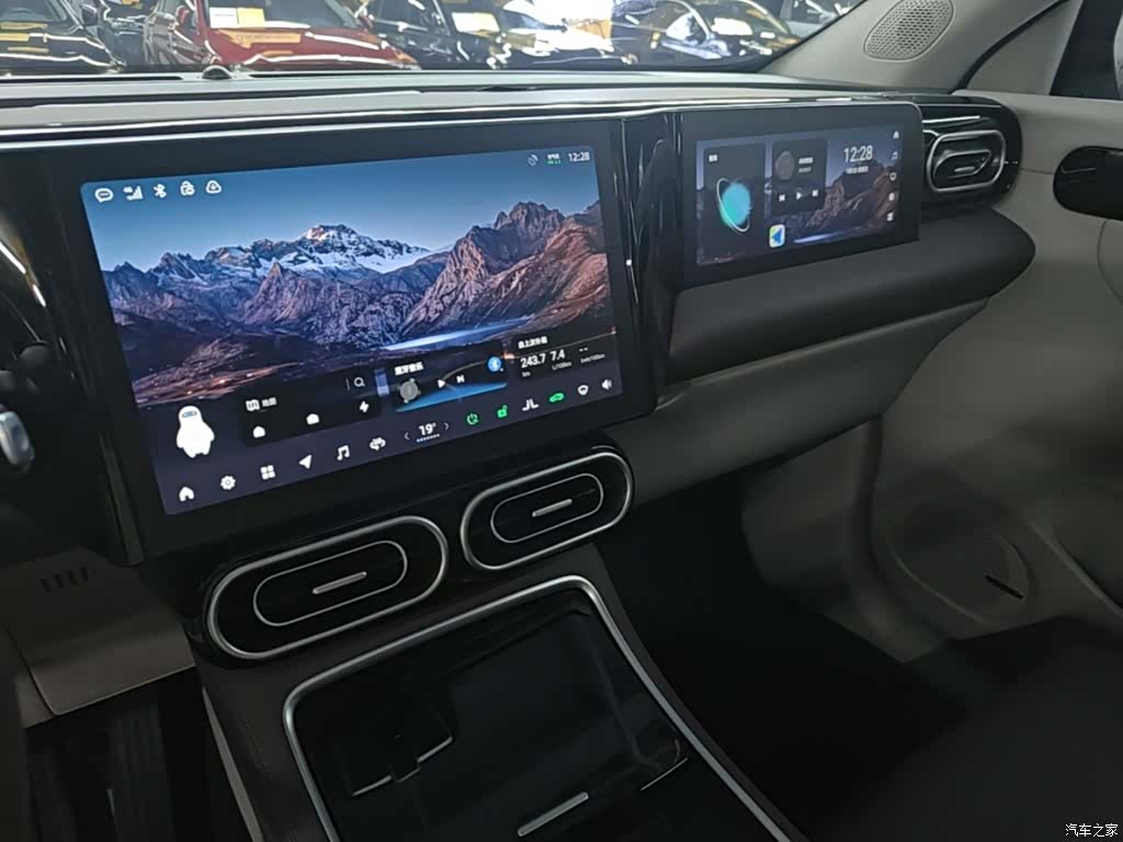 Leapmotor C11, 2024 13