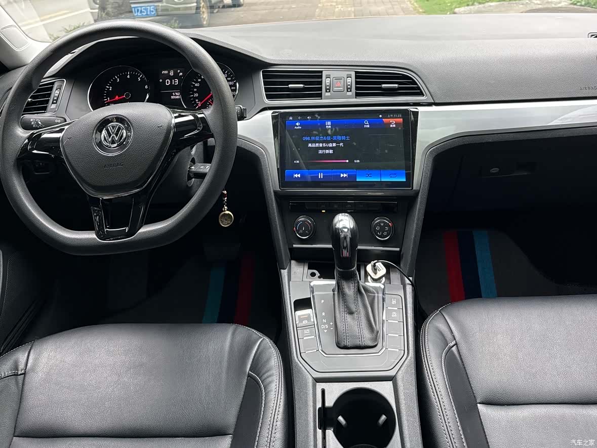 Volkswagen Lamando, 2018 10