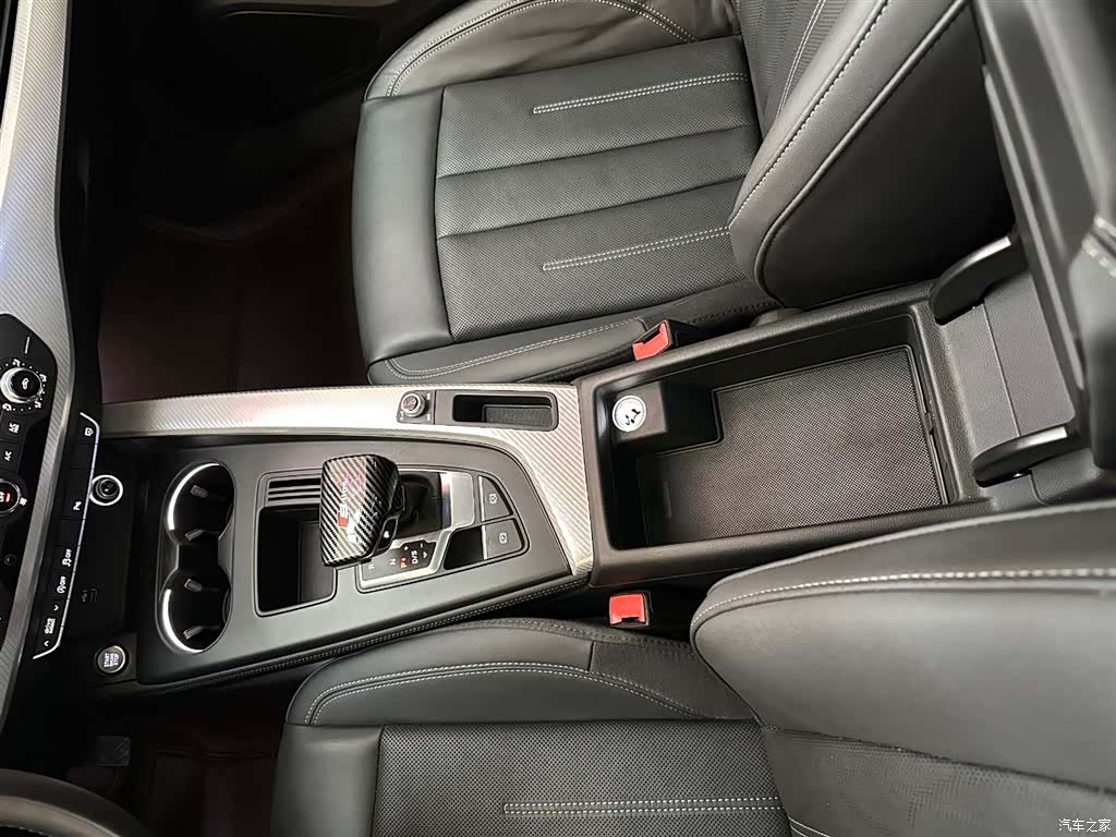 Audi A4L, 2021 21