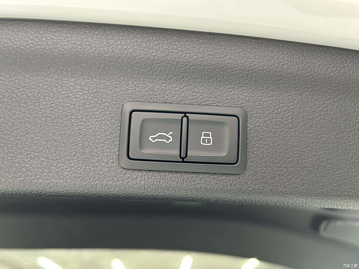 Audi Q3, 2023 23