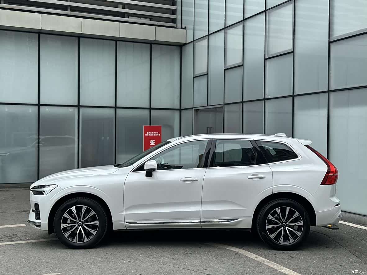 Volvo XC60, 2023 3