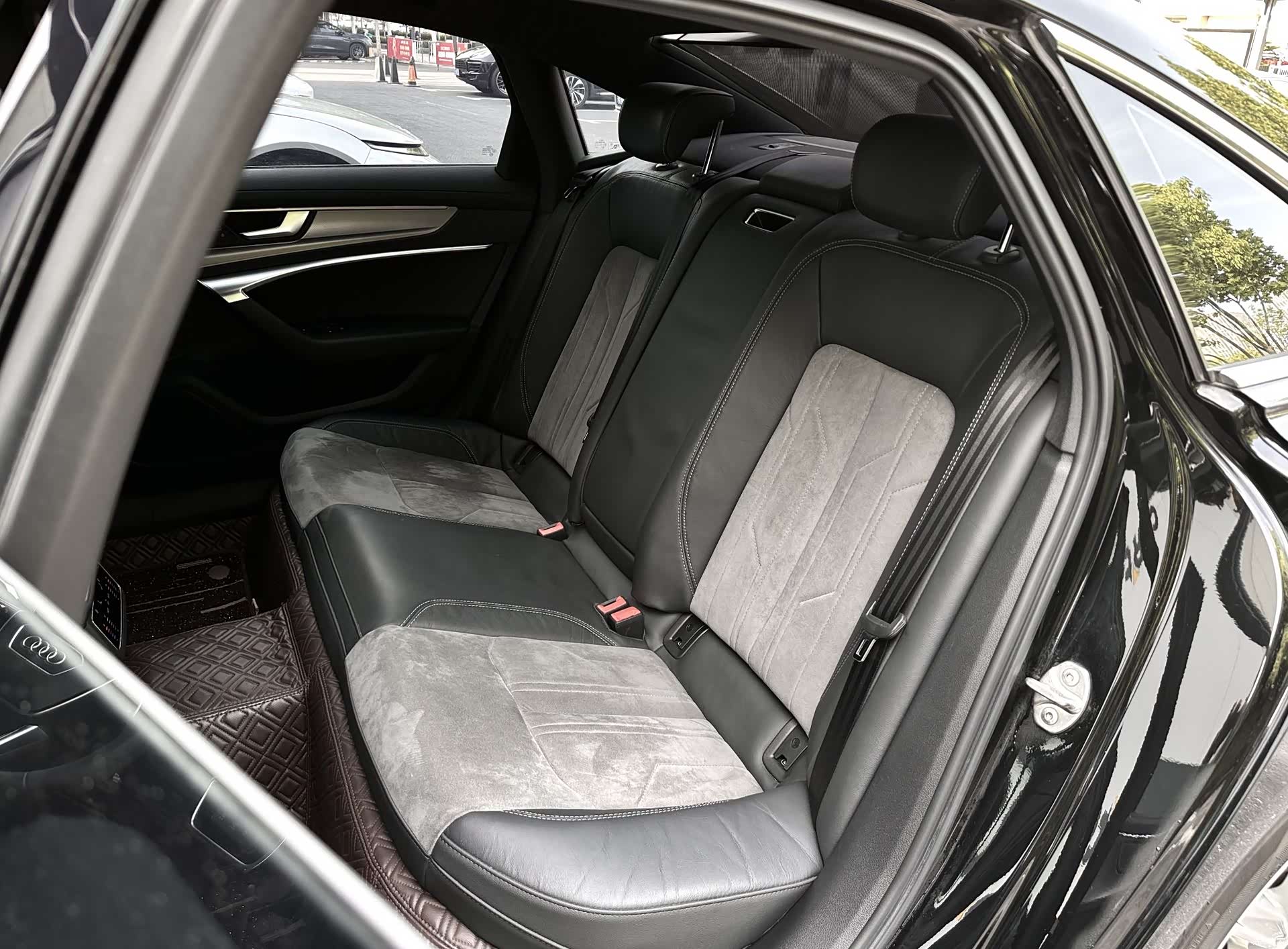 Audi A6L, 2020 24