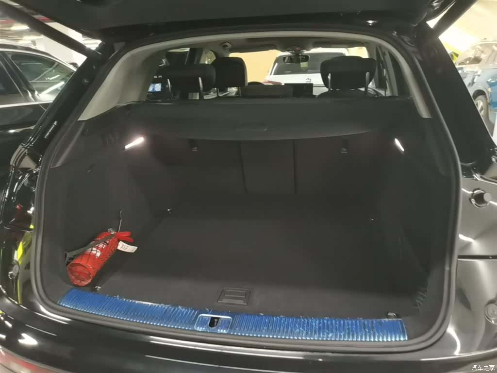Audi Q5L, 2023 19