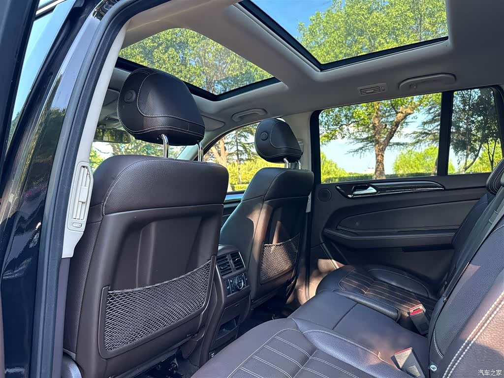 Mercedes-Benz GLS, 2018 9