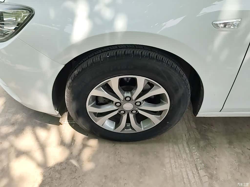 Chevrolet 320, 2019 23