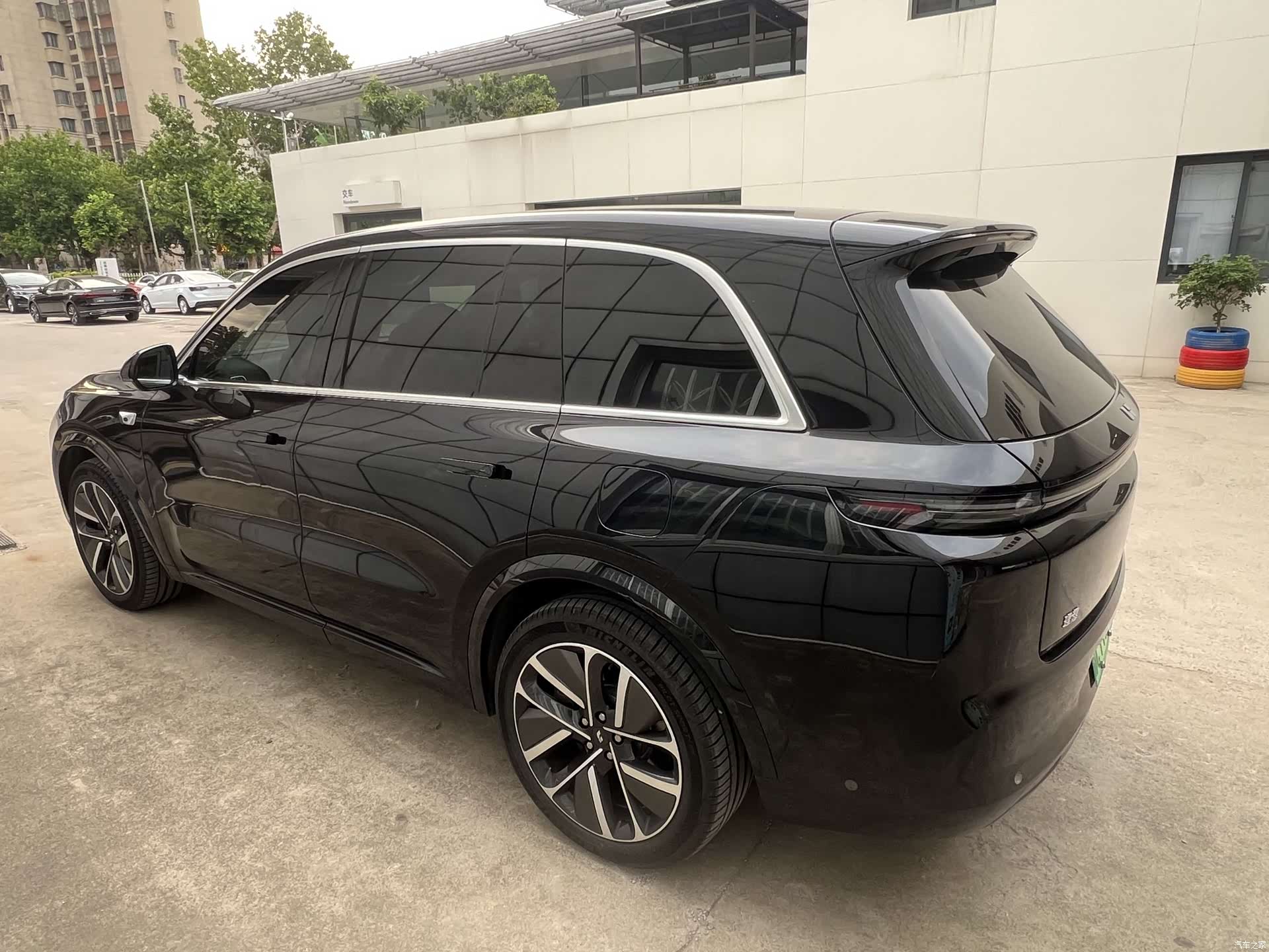 Li Auto L8, 2025 7