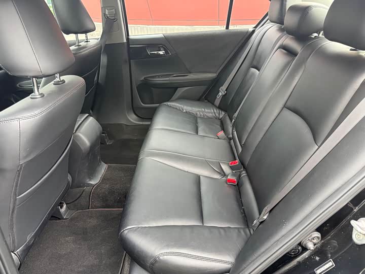Honda Accord, 2017 года фото 14