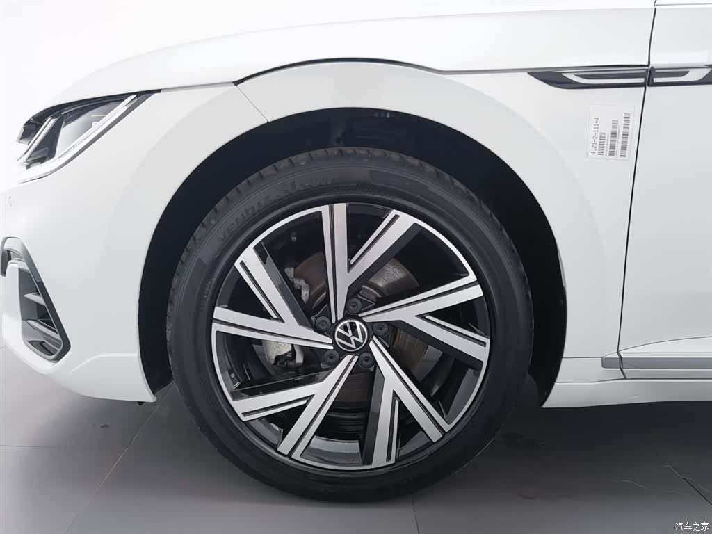 Volkswagen CC, 2023 17