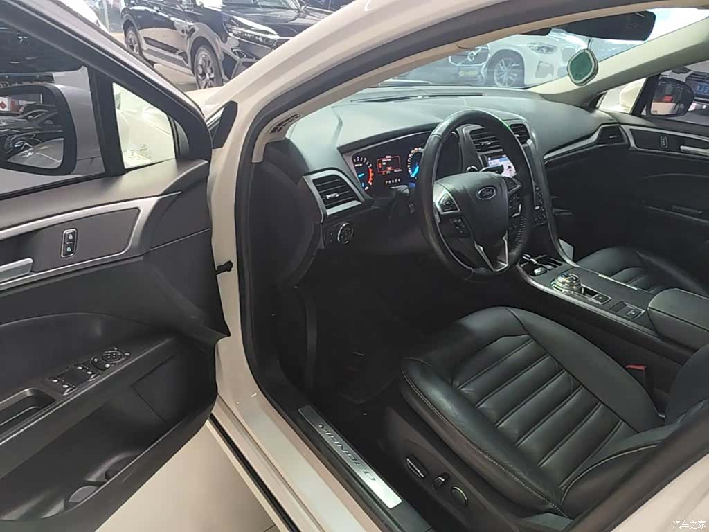 Ford Mondeo, 2017 12