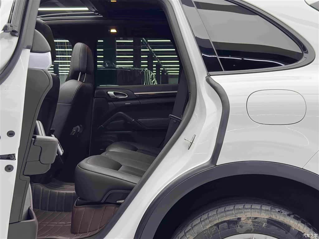Porsche Cayenne, 2017 7
