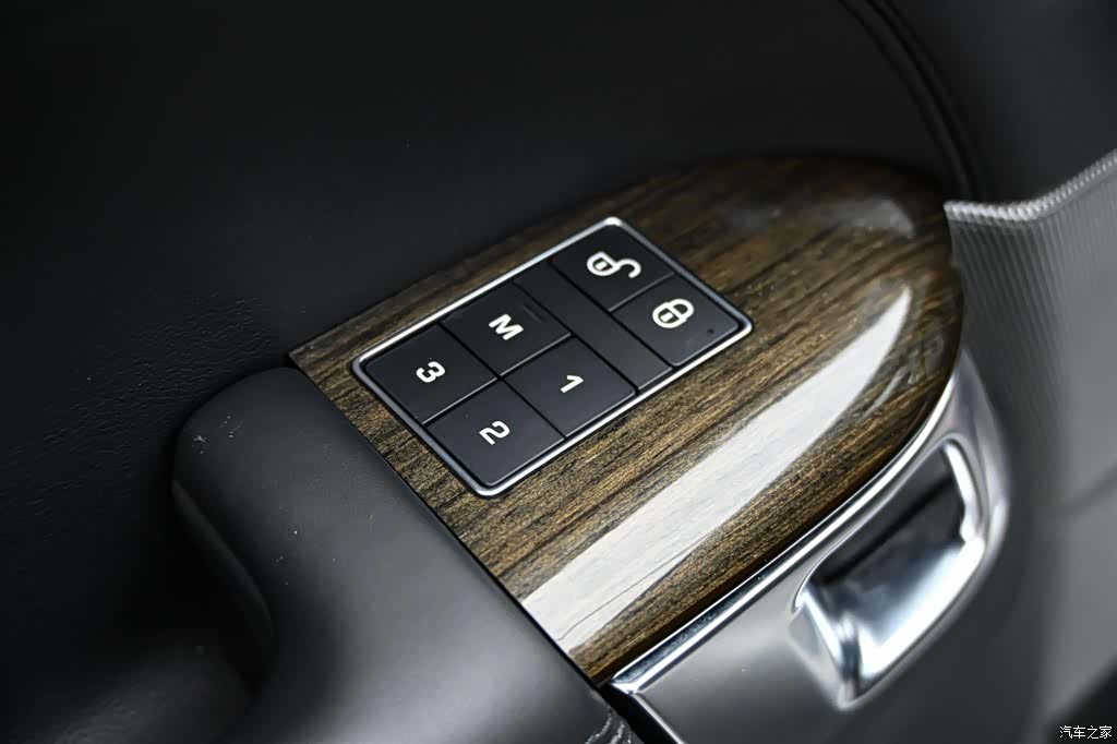 Land Rover Range Rover, 2019 24