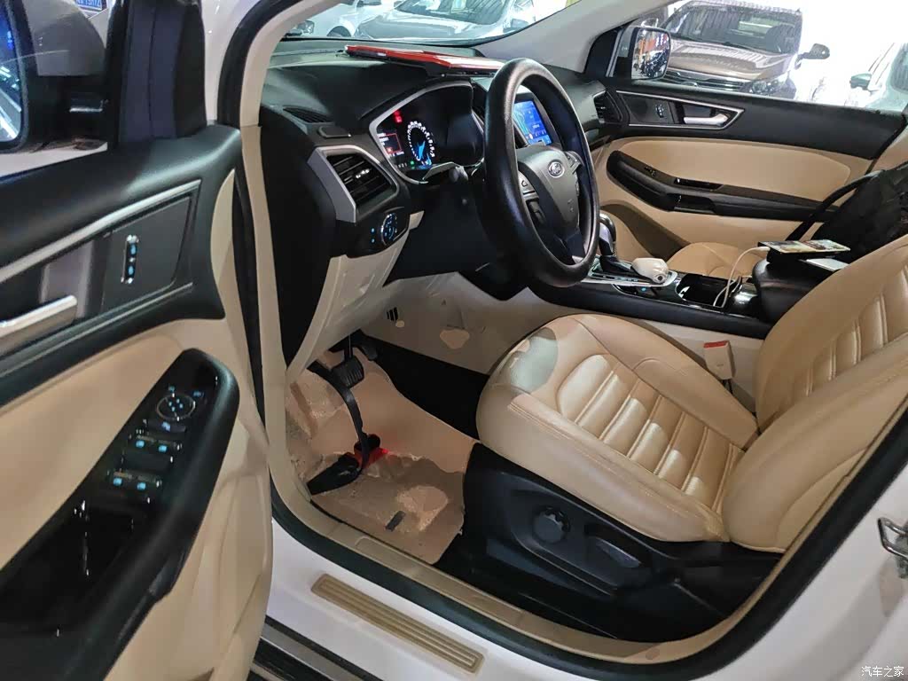 Ford Edge, 2017 9
