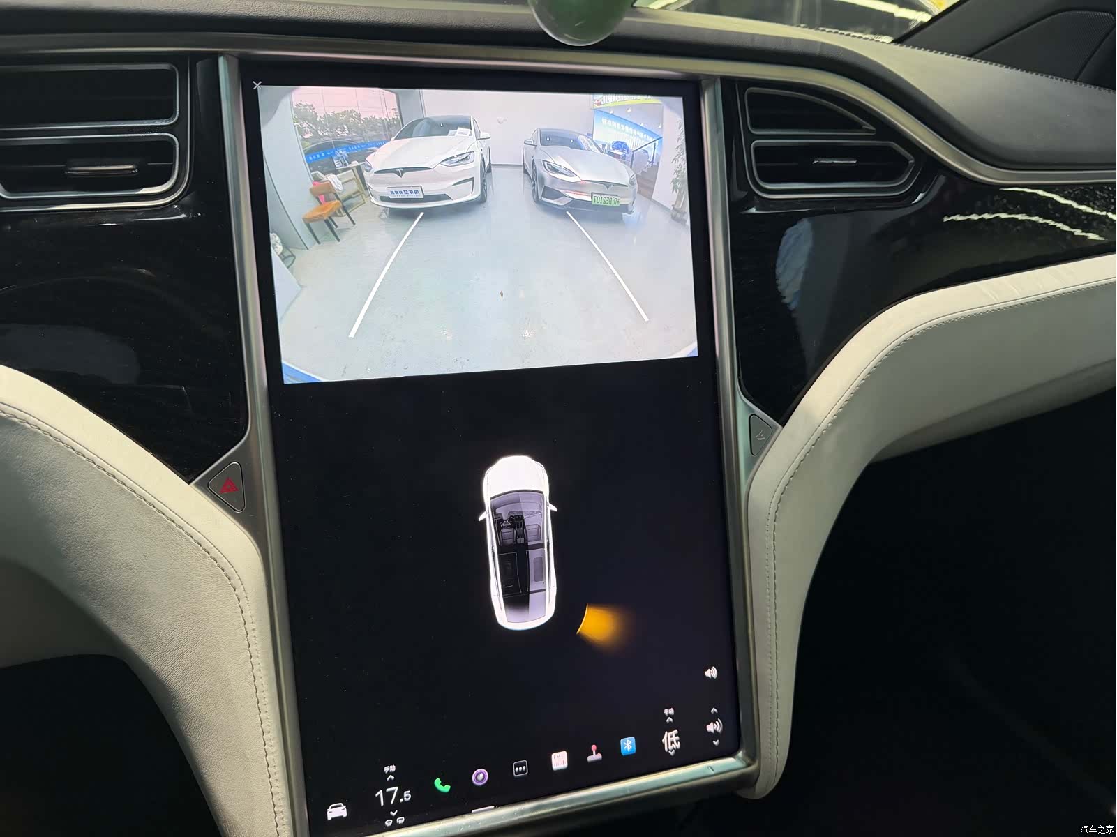 Tesla Model X, 2016 13