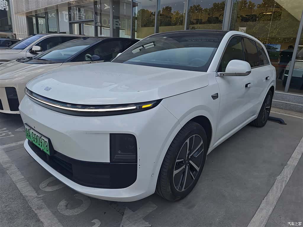 Li Auto L6, 2024 1