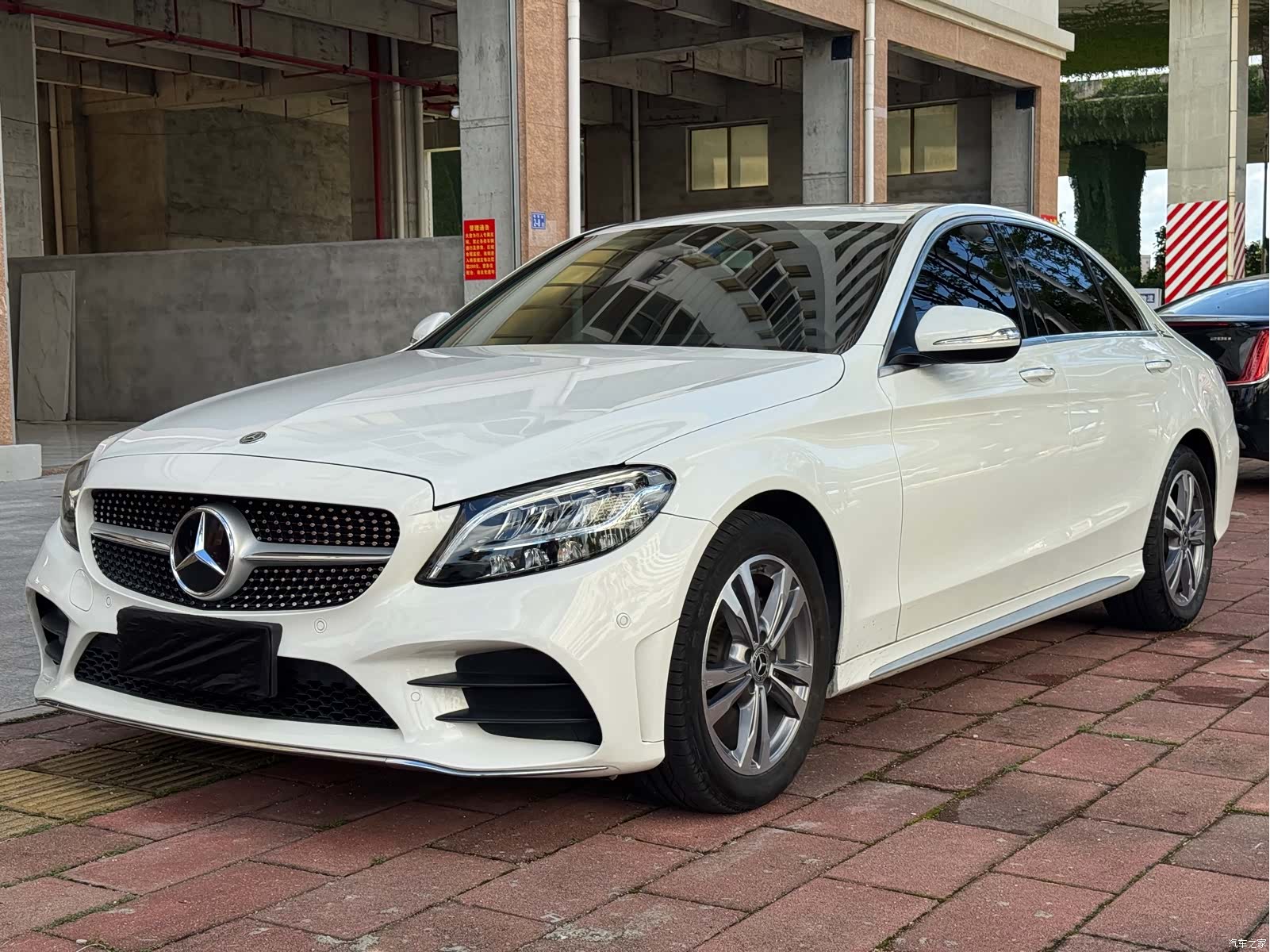Mercedes-Benz C-Class, 2020 1