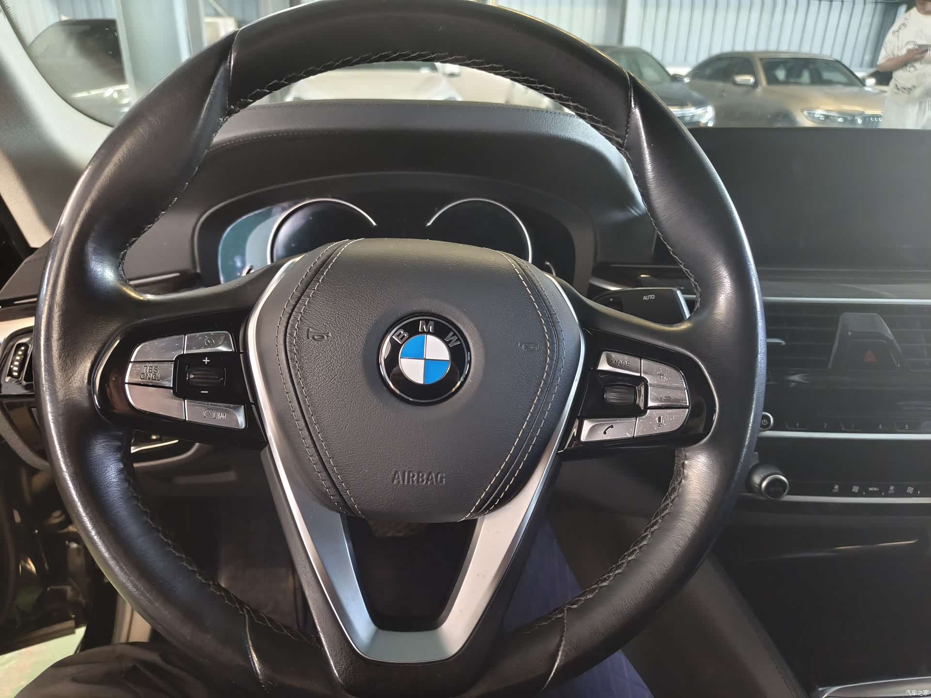 BMW 5 Series, 2018 все фото