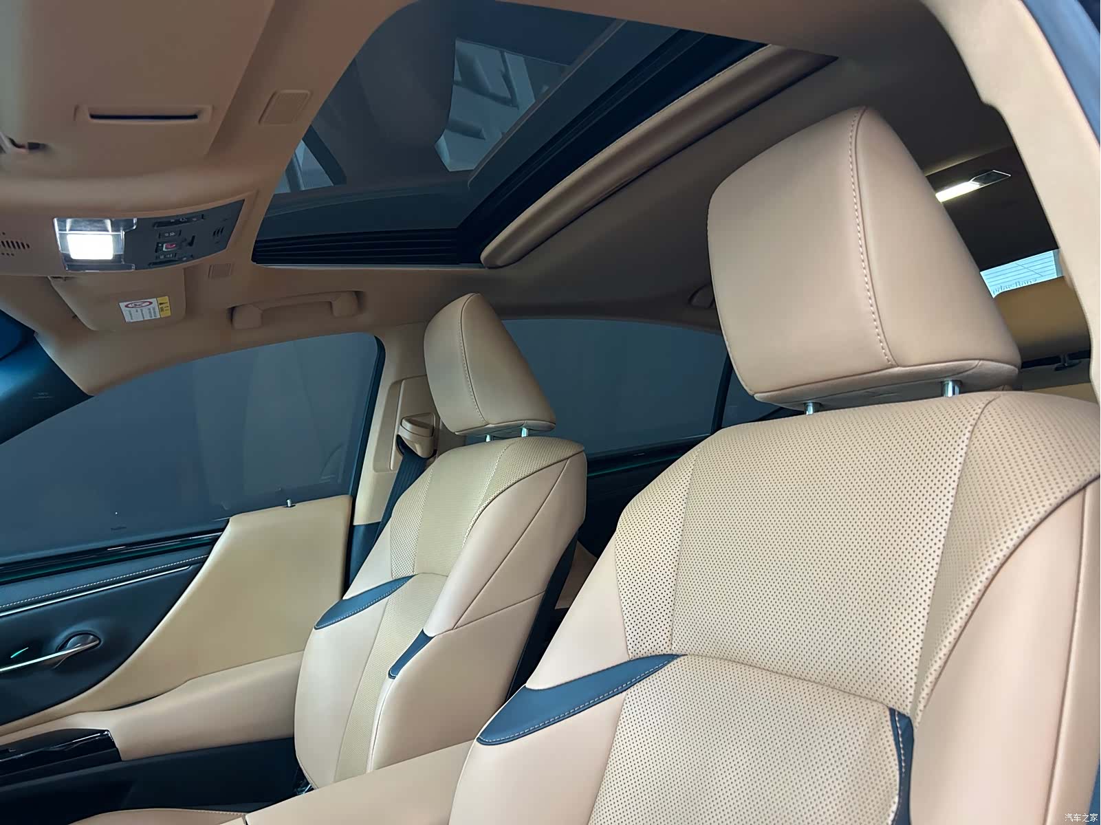 Lexus ES, 2024 13