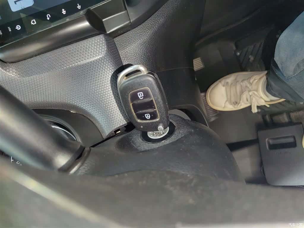 Hyundai V, 2018 17