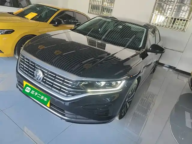 Volkswagen Passat 2022 — купить из Китая под заказ