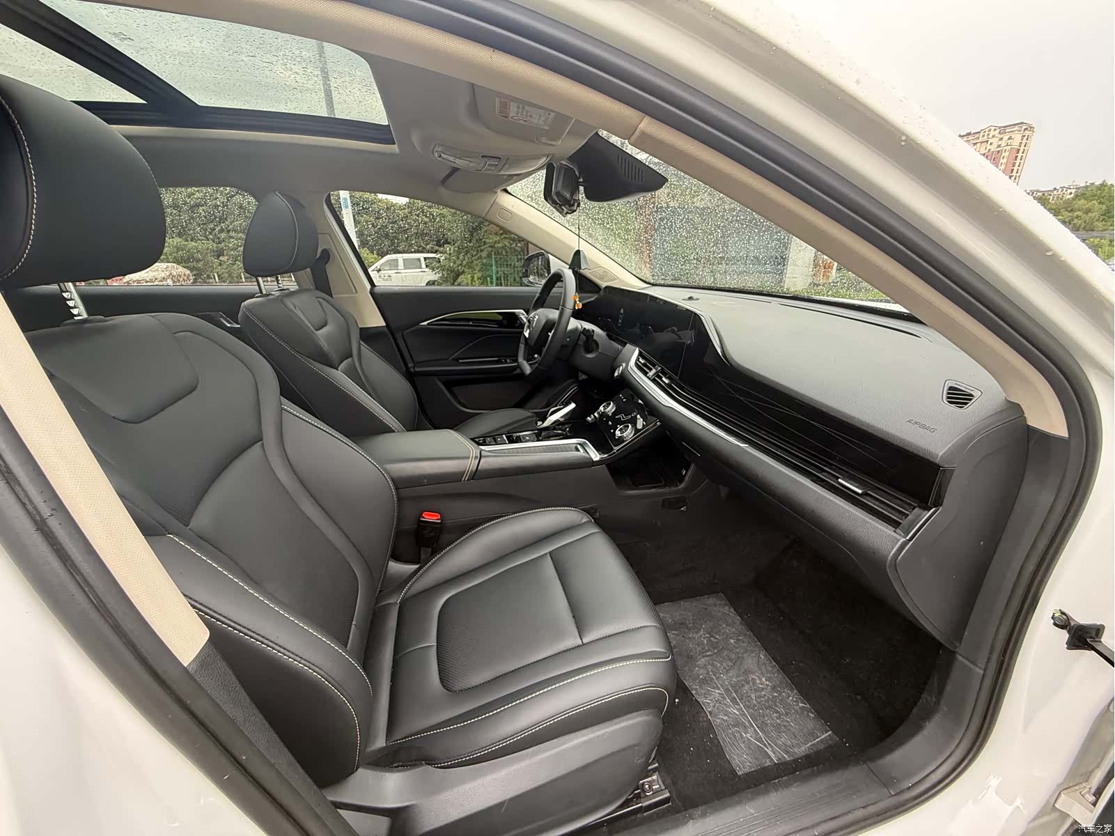 Bestune B70, 2022 10