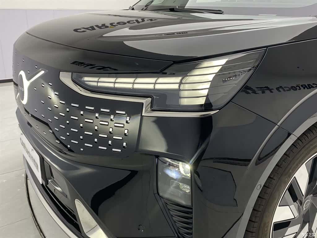 Volvo EM90, 2026 9
