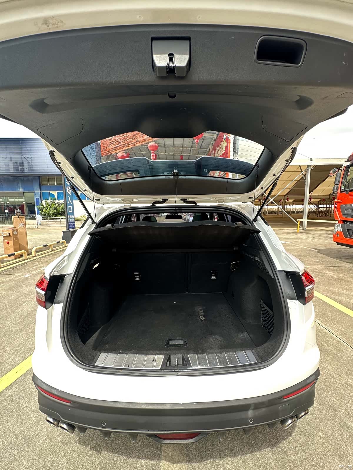 Geely Coolray, 2019 12