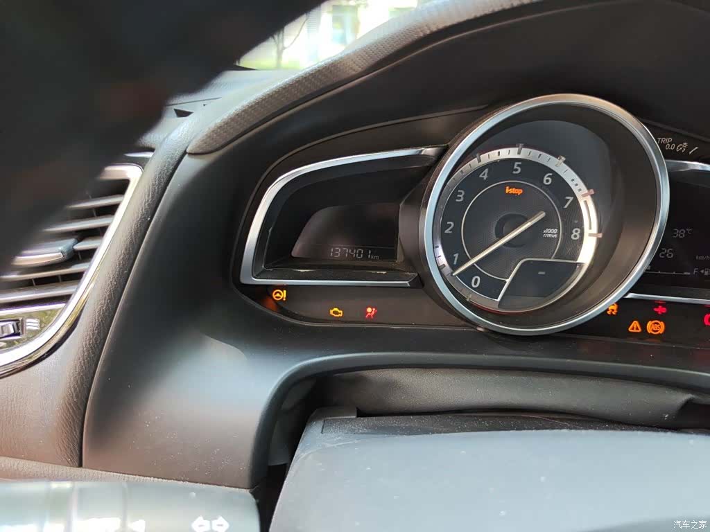 Mazda Mazda3, 2014 все фото