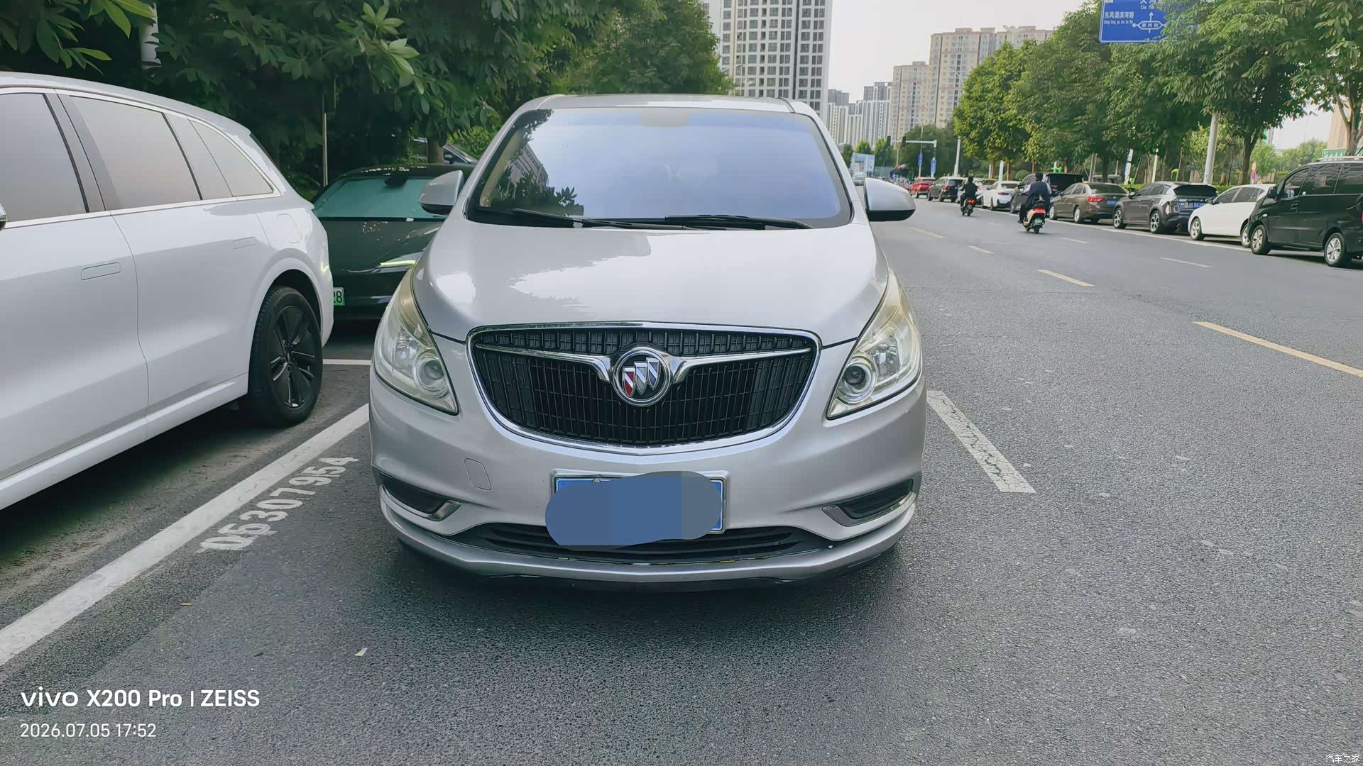 Buick GL8, 2017 3