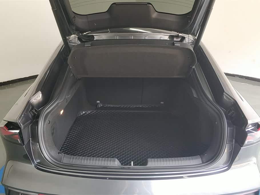 Changan UNI-V Smart iDD