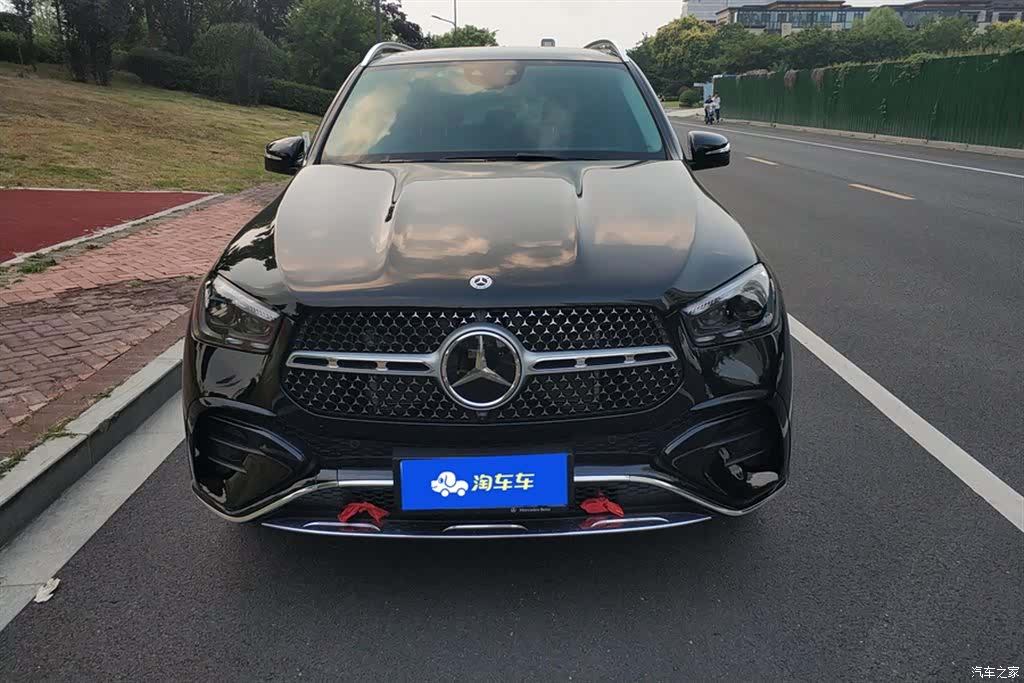 Mercedes-Benz GLE, 2024 2