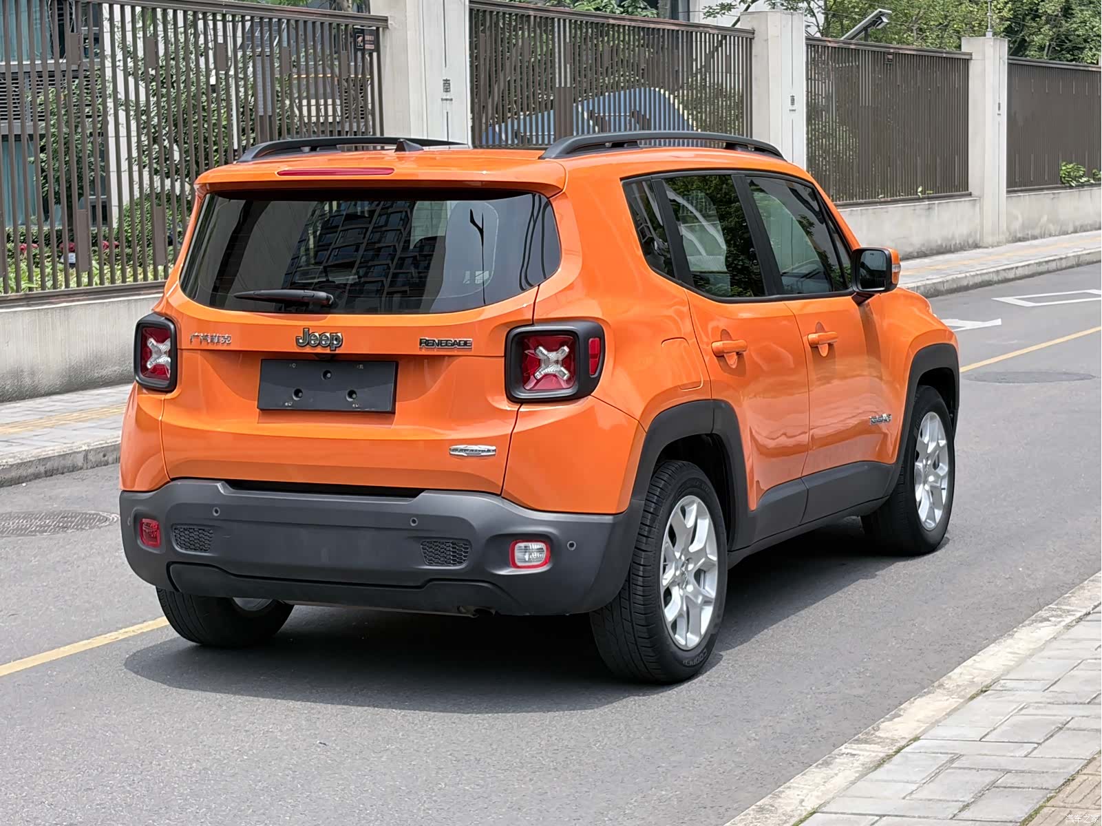 Jeep Renegade, 2016 7