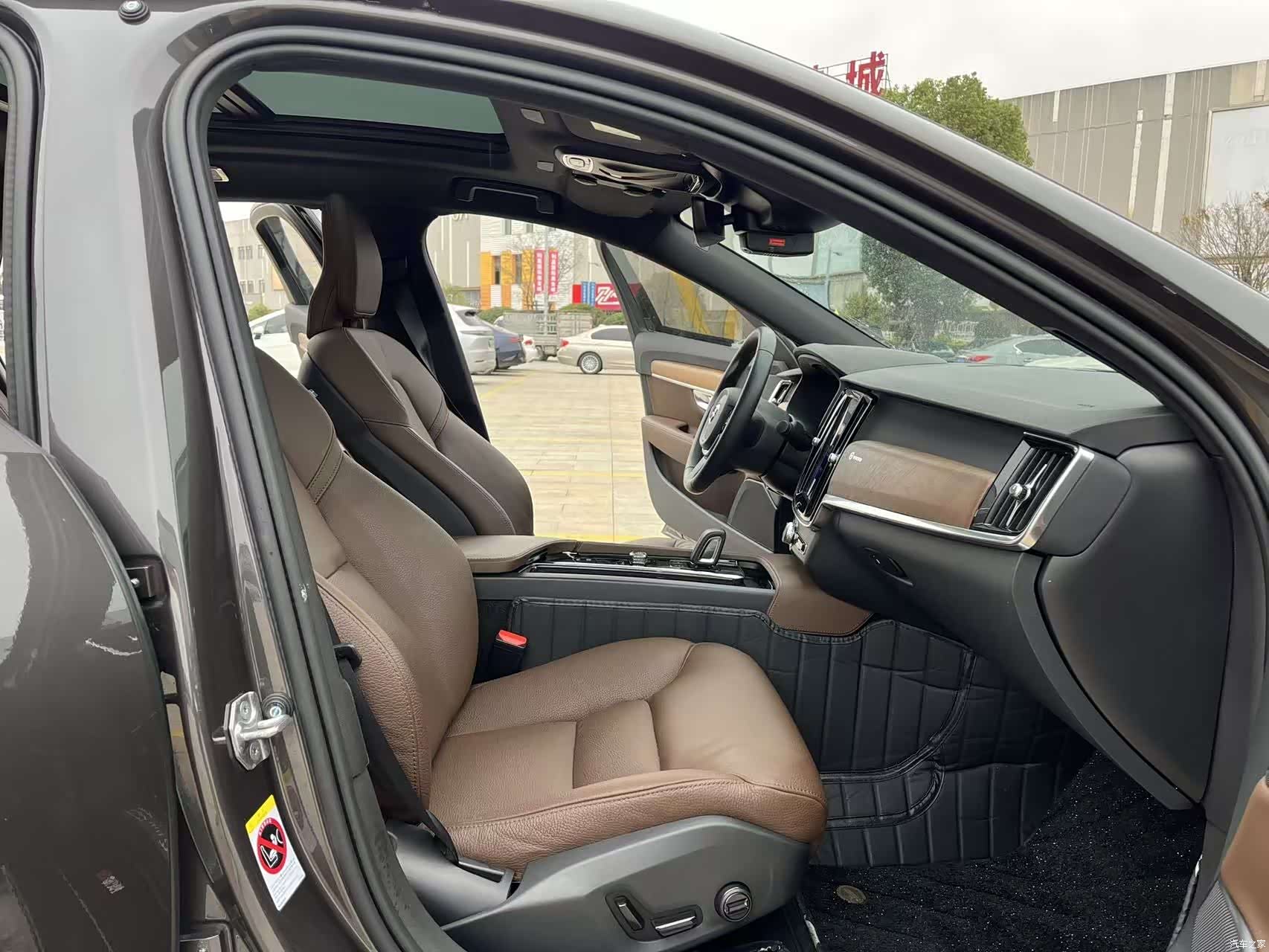 Volvo S90, 2021 29