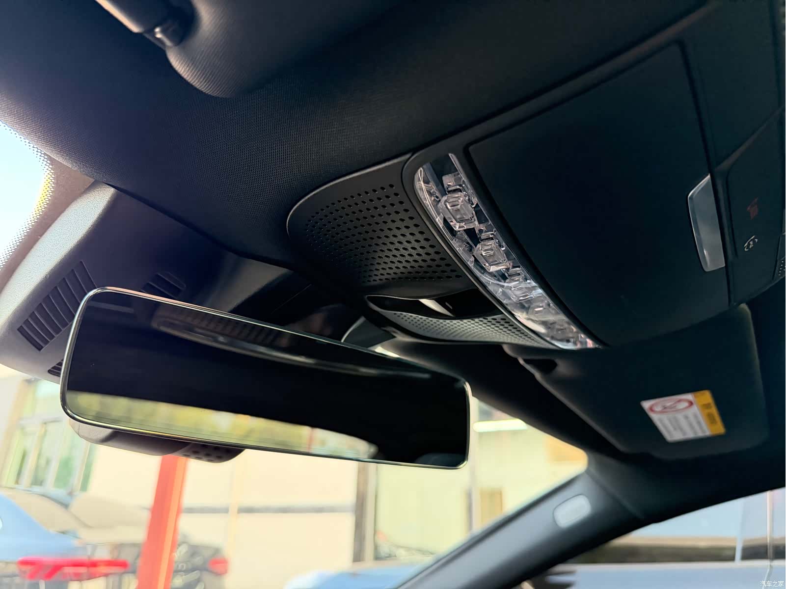 Mercedes-Benz CLS, 2024 23