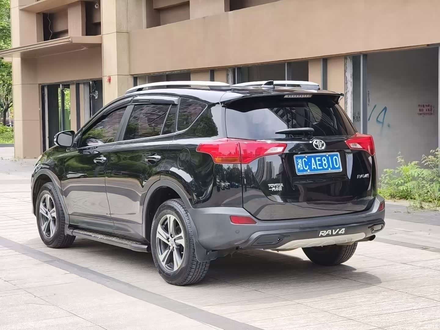 Toyota RAV4, 2015 7