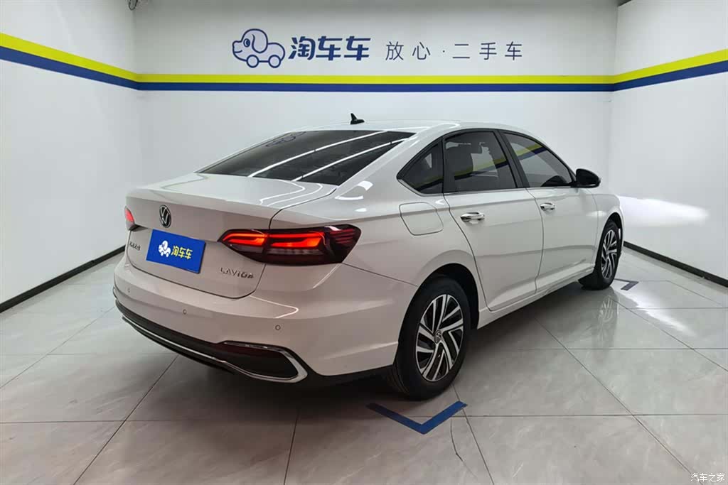 Volkswagen Lavida, 2022 3