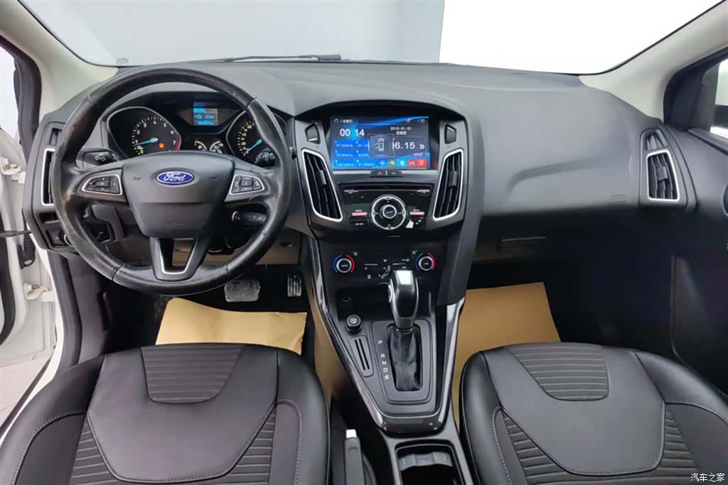 Ford Focus, 2016 12