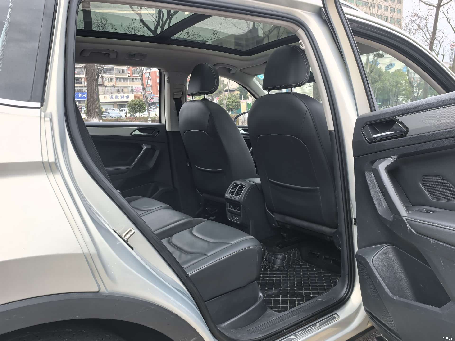 Volkswagen Tiguan L, 2020 8