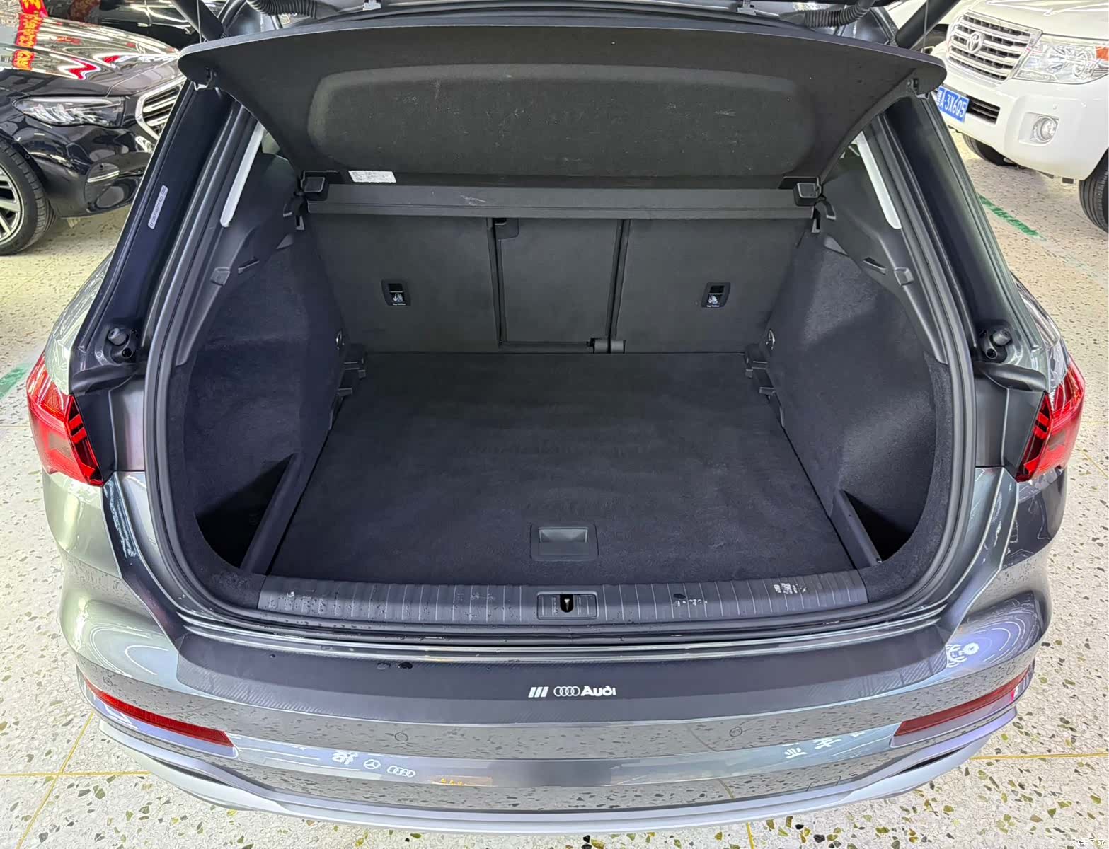 Audi Q3, 2022 10