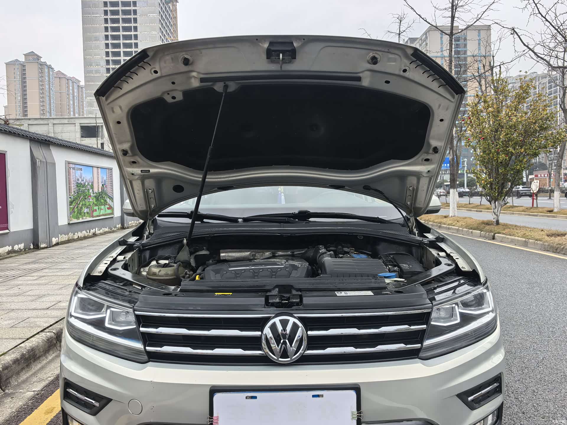 Volkswagen Tiguan L, 2020 4