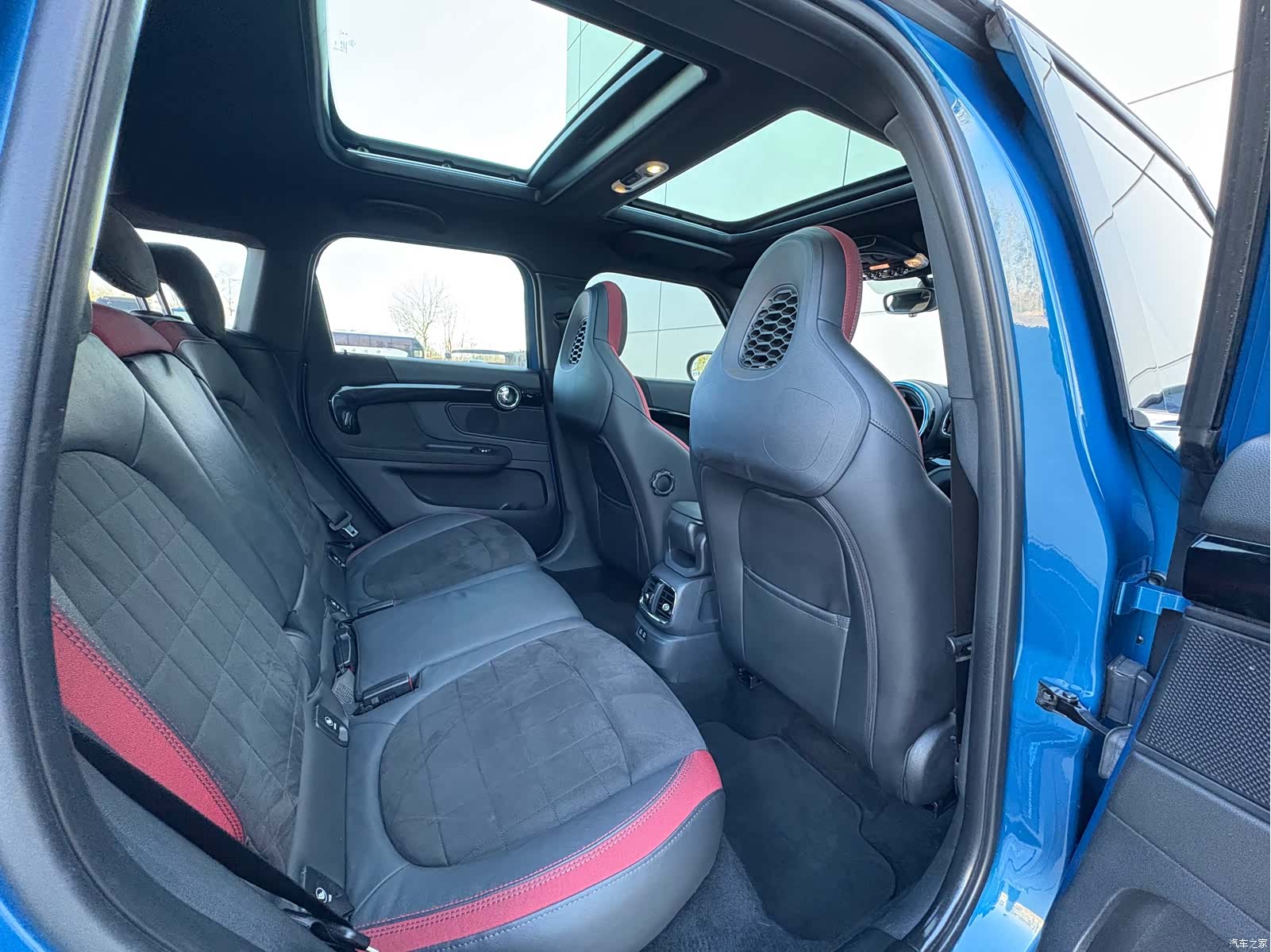 Mini Countryman, 2019 13
