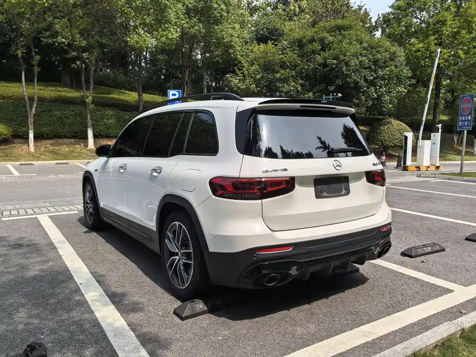 Mercedes-Benz GLB AMG