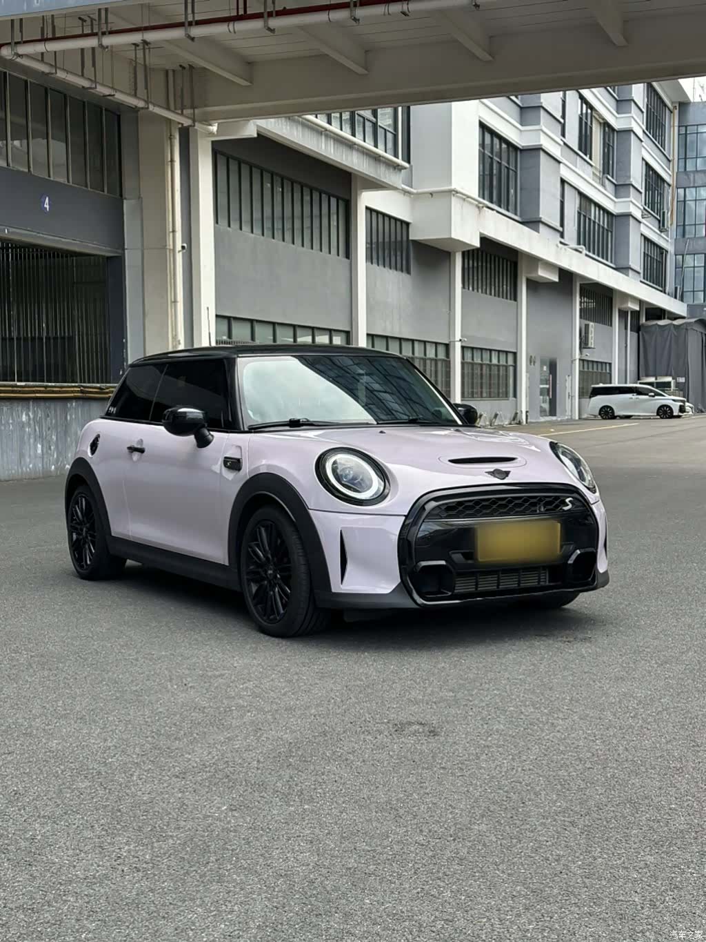 Mini Cooper, 2022 все фото