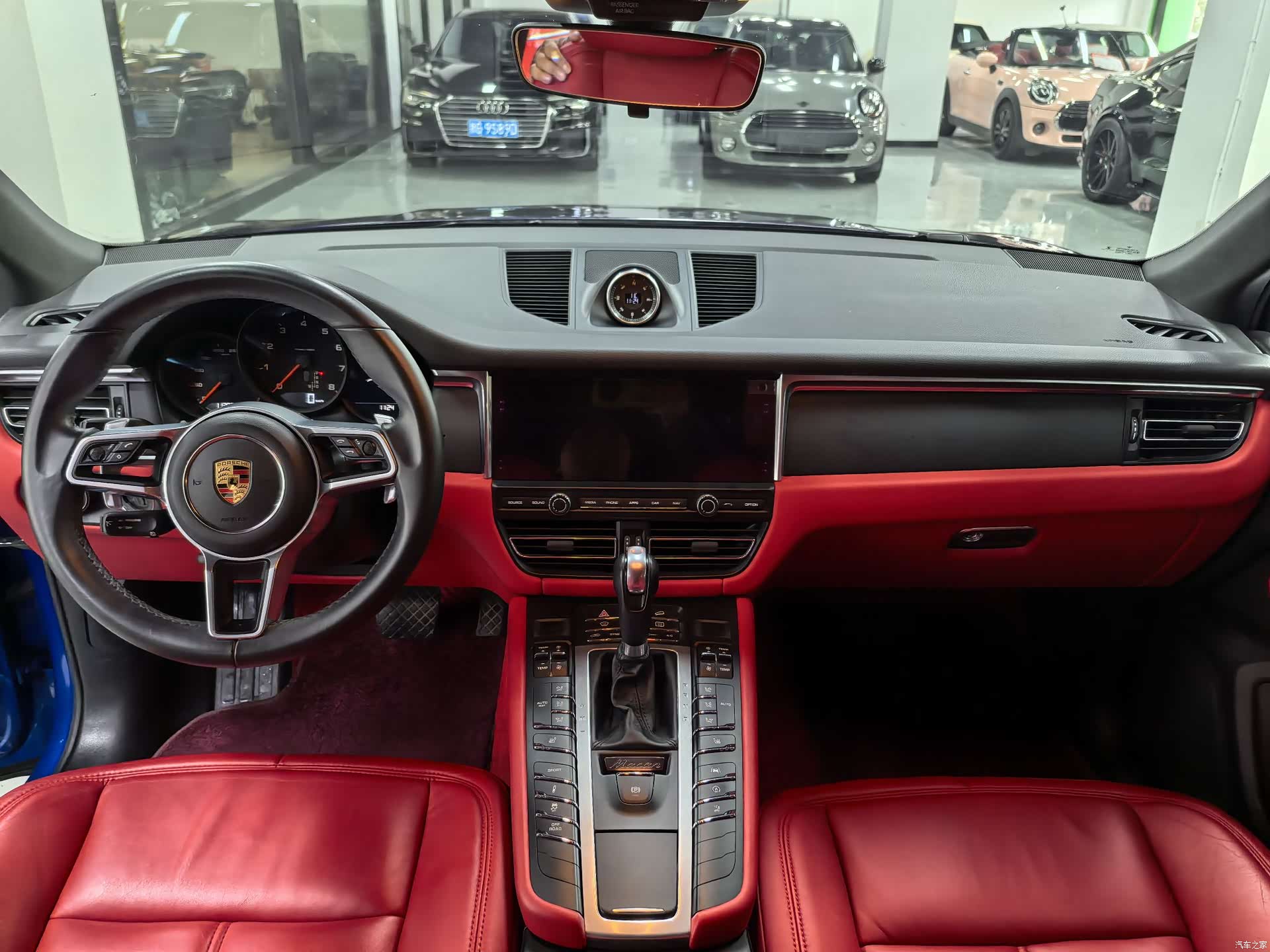 Porsche Macan, 2019 10