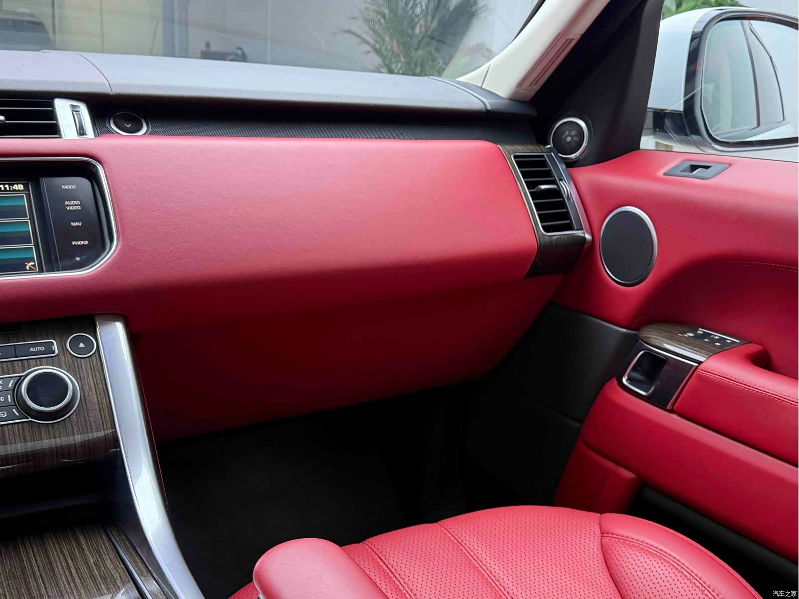 Land Rover Range Rover, 2015 11