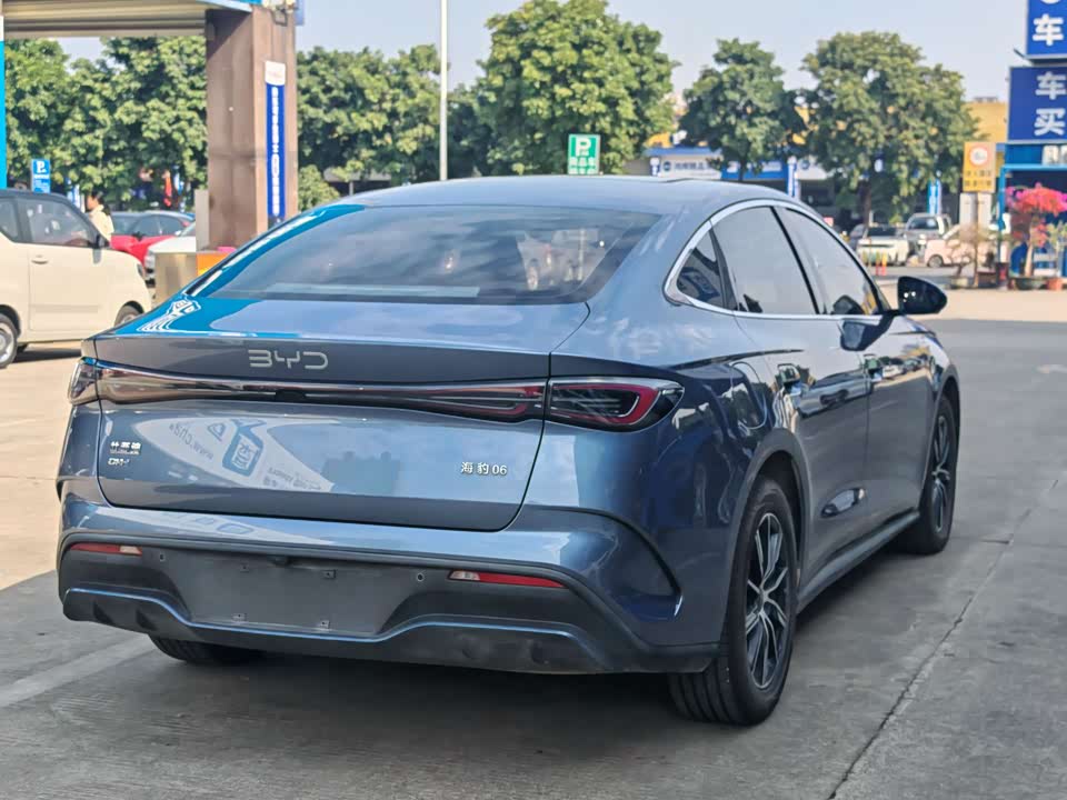 BYD Seal 06